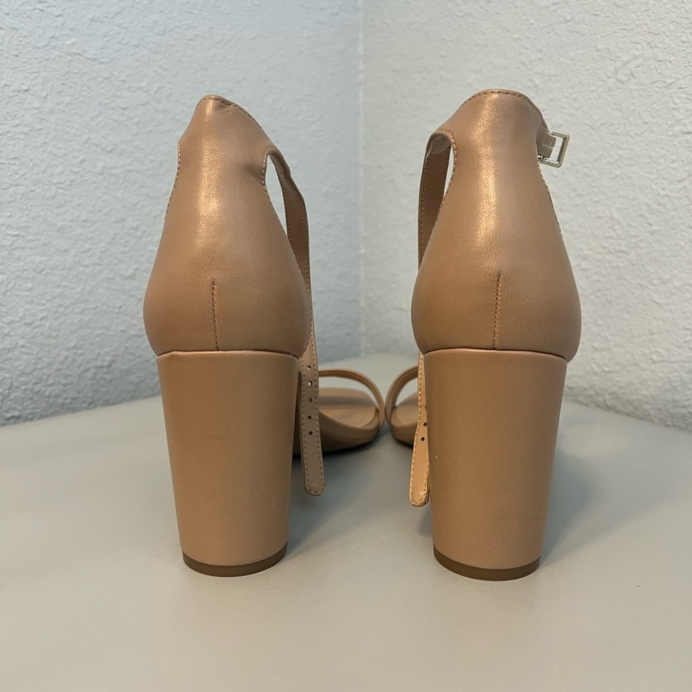 NWOT INC Women's Lexini Two-Piece Sandals Leather Beige Size 8.5 - Picture 8 of 10